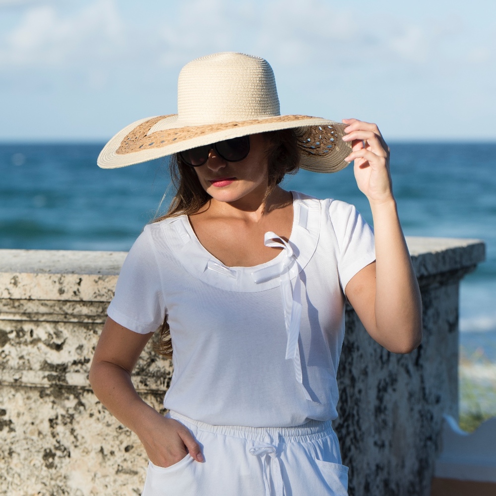 White cotton top